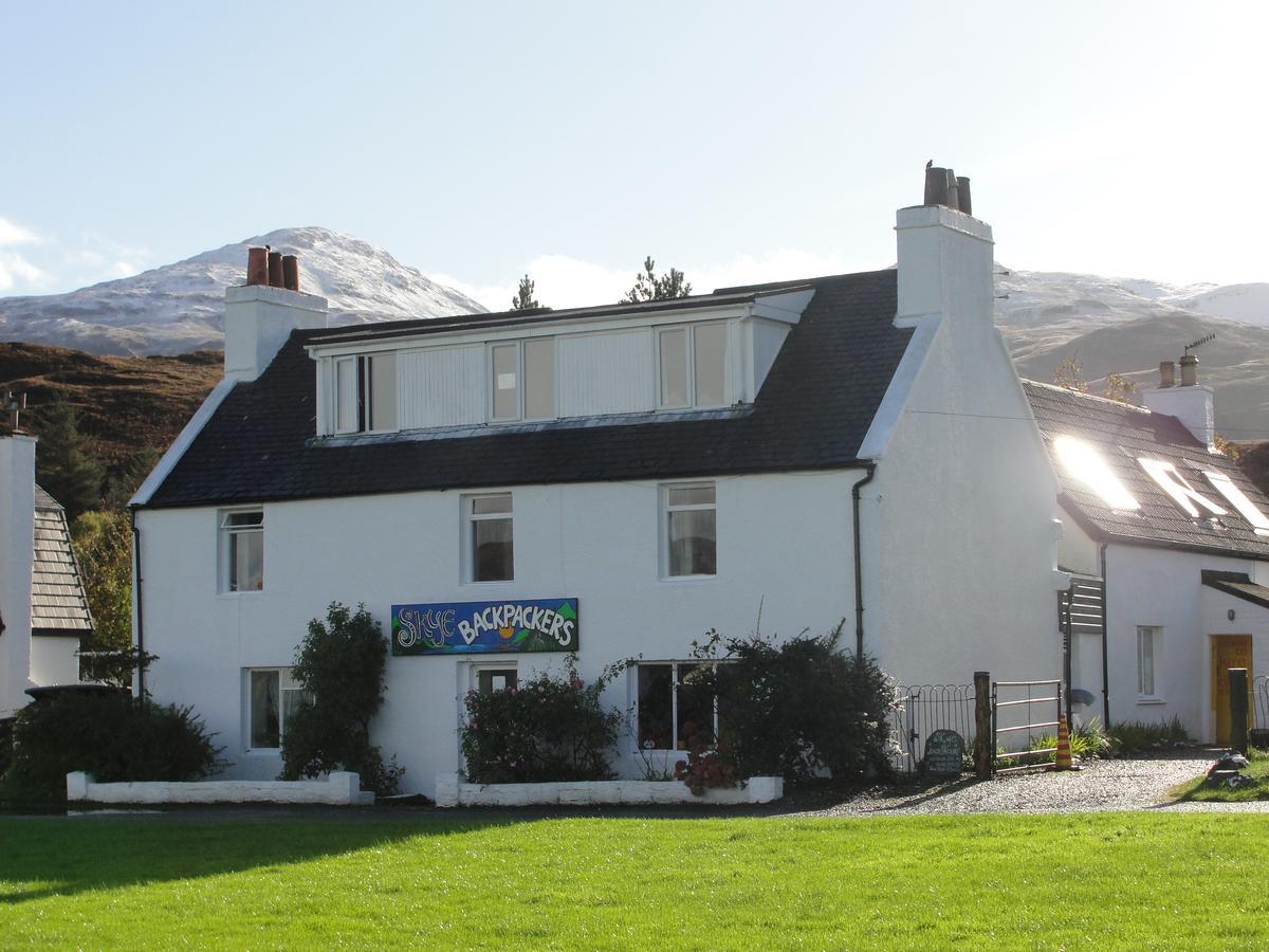 Skye Backpackers Hostel Kyleakin Exterior foto